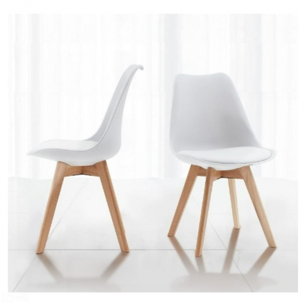 White Chair on rent